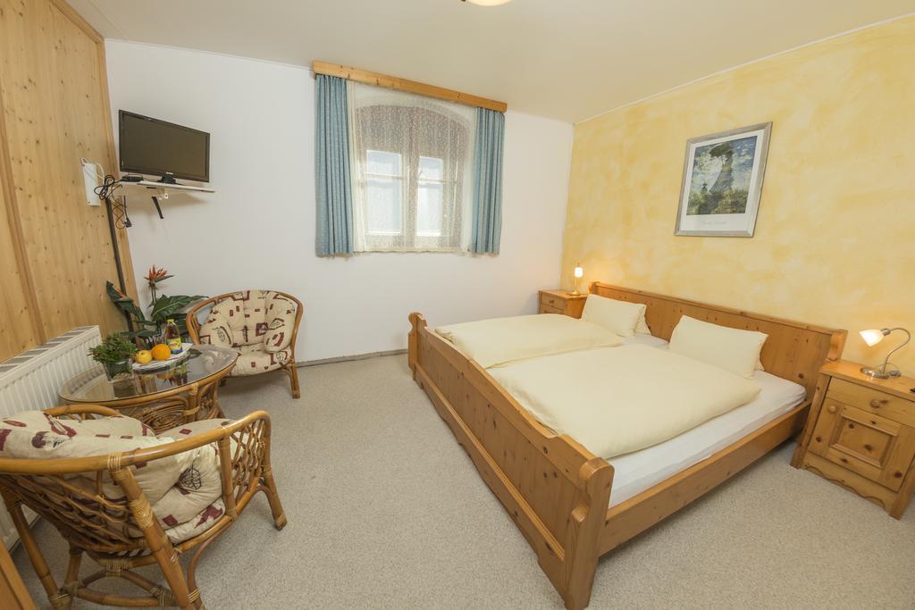 Hotel Pension Rega Saint Wolfgang Zimmer foto