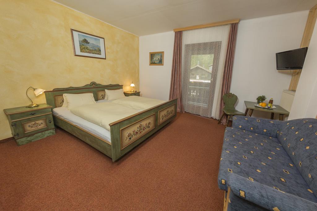 Hotel Pension Rega Saint Wolfgang Zimmer foto